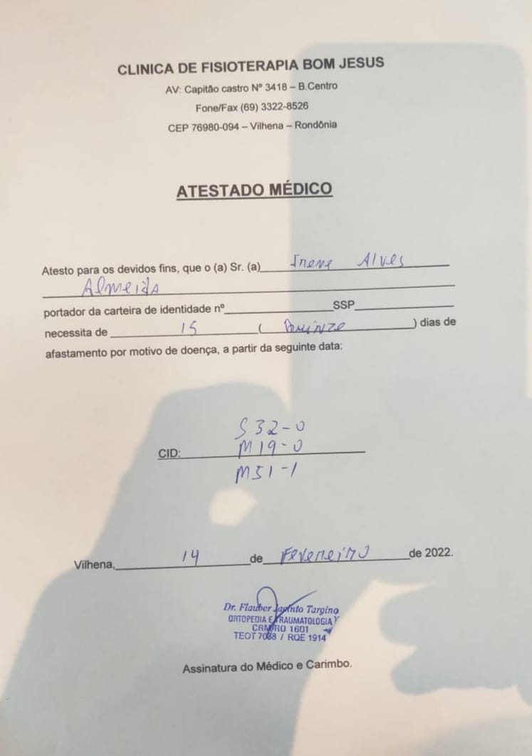 Atestado médico protocolado pela vereadora e professora Irene Alves Almeida de Pimenteiras do Oeste.