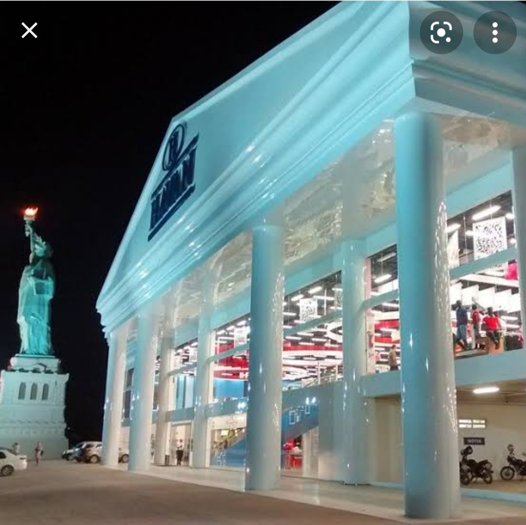 Fachada da loja Havan em Porto Velho inaugurada em 02 de agosto de 2014 durante a expansão da rede varejista nas regiões norte e centro-oeste.
