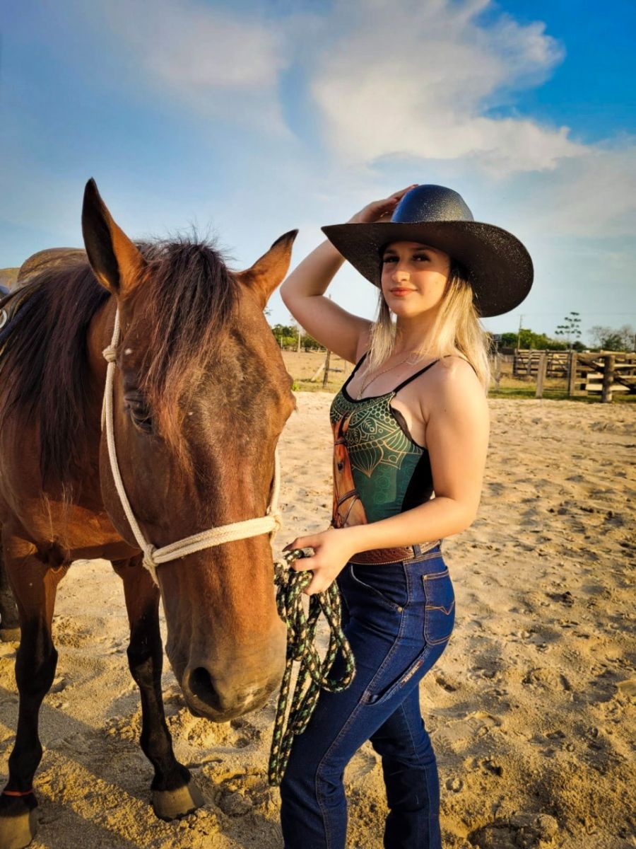 Julia  Beatriz Rodrigues Sordi Moreira,15 anos.  